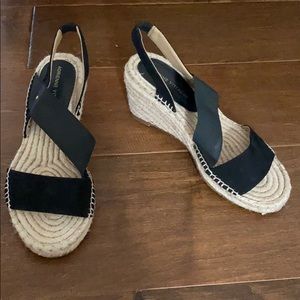 Adrienne Vittadini sandals